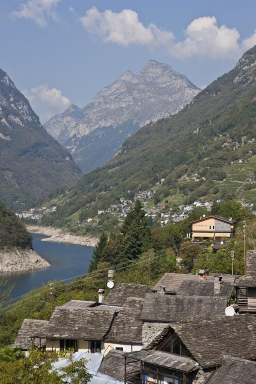 Hotel Al Lago Vogorno ภายนอก รูปภาพ